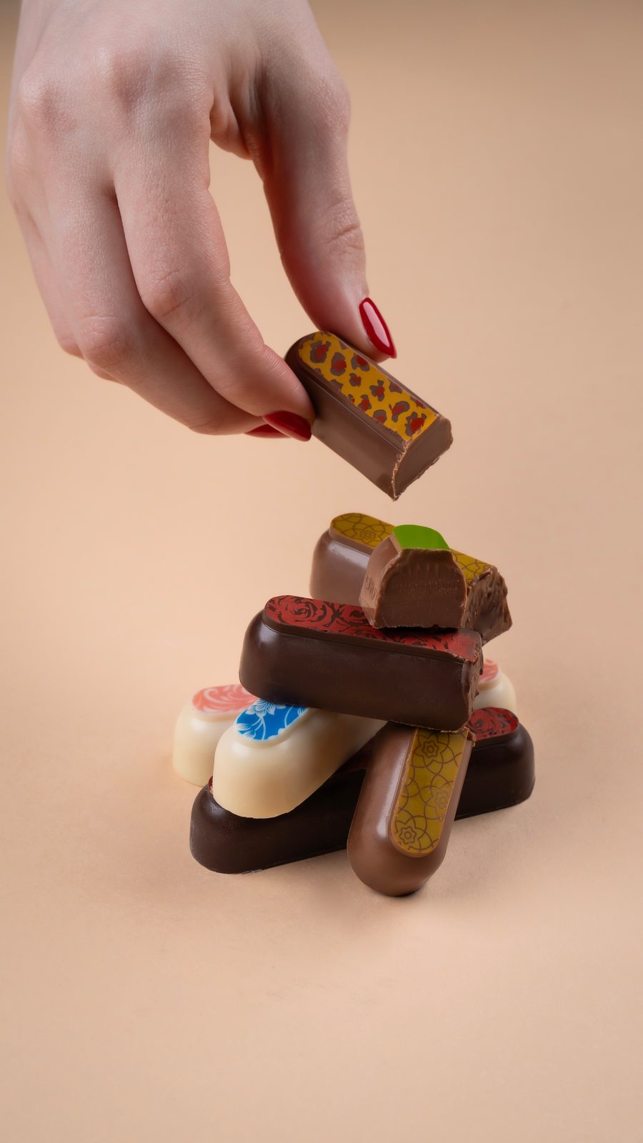Alpina Chocolate — food and beverage art-direction moodboard by Innovex