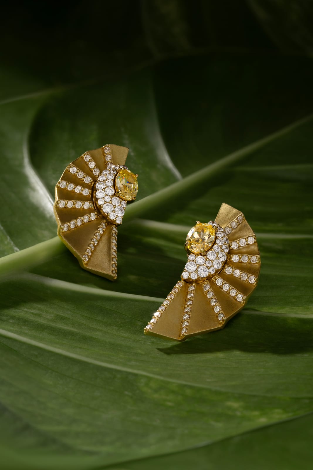 Doré — jewellery art-direction moodboard by Innovex