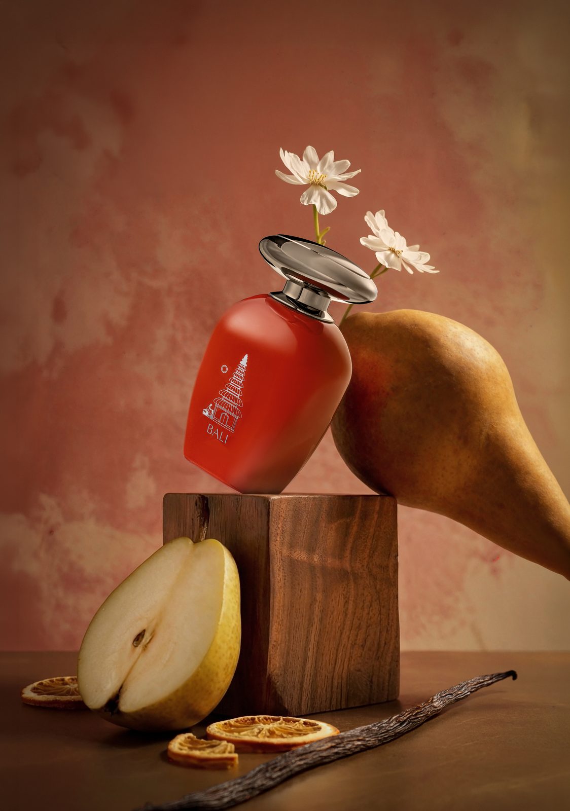 L'Orientale Fragrances — brand identity moodboard by Innovex