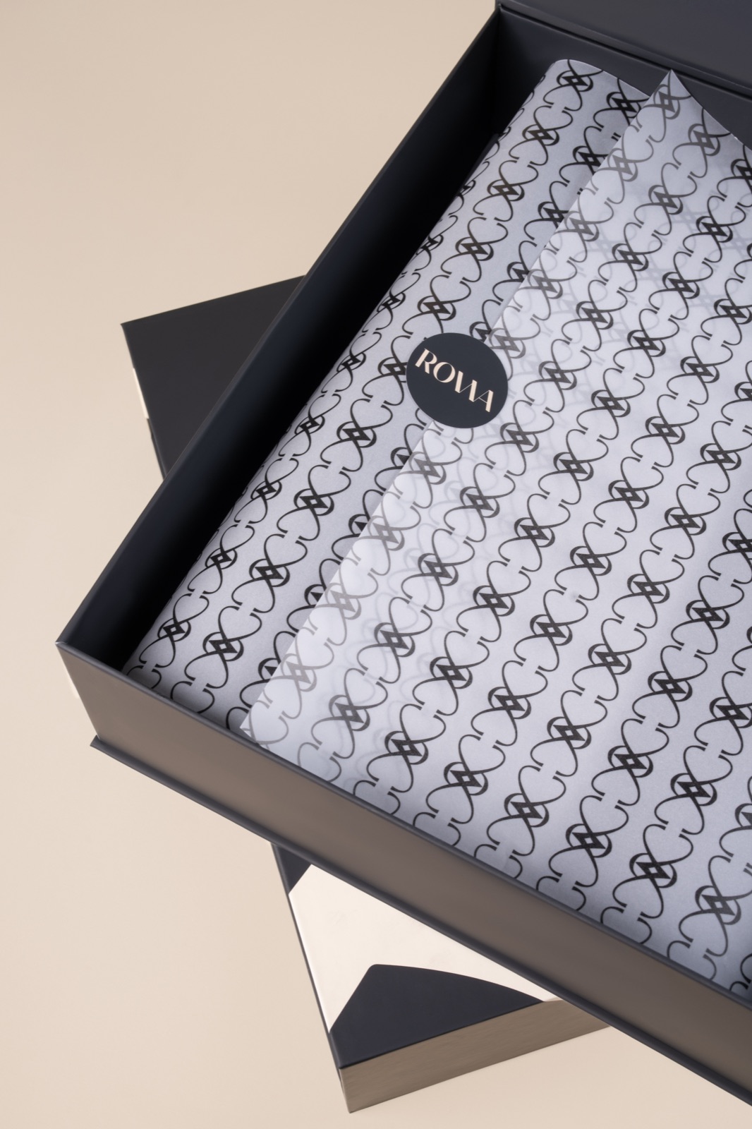 Rowa — fashion art-direction moodboard by Innovex